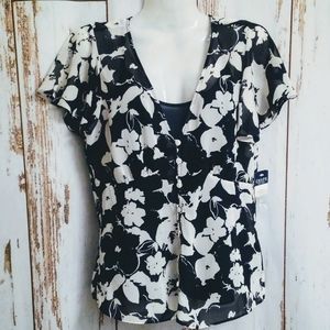 🌹5/$25 Sale CHAPS button down bloise